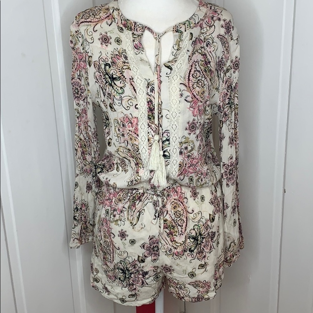 C&V CHELSEA & VIOLET•ROMPER